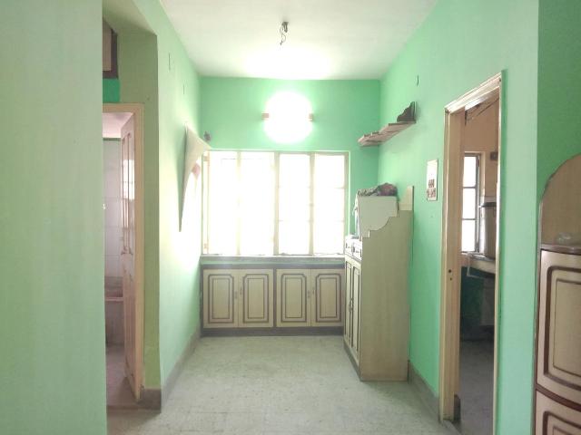 2 BHK Apartment in Lake Town for resale Kolkata. The reference number is 19992013