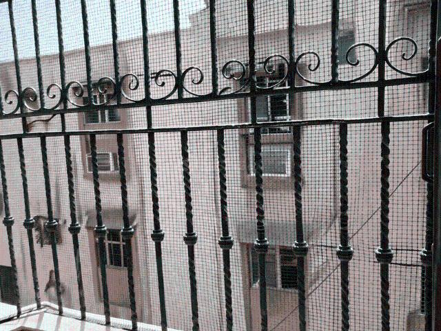 2 BHK Apartment in Bangur Avenue for resale Kolkata. The reference number is 20018104