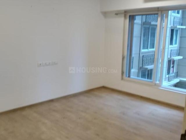 2 BHK Apartment in Bandra East for rent Mumbai. The reference number is 17859472