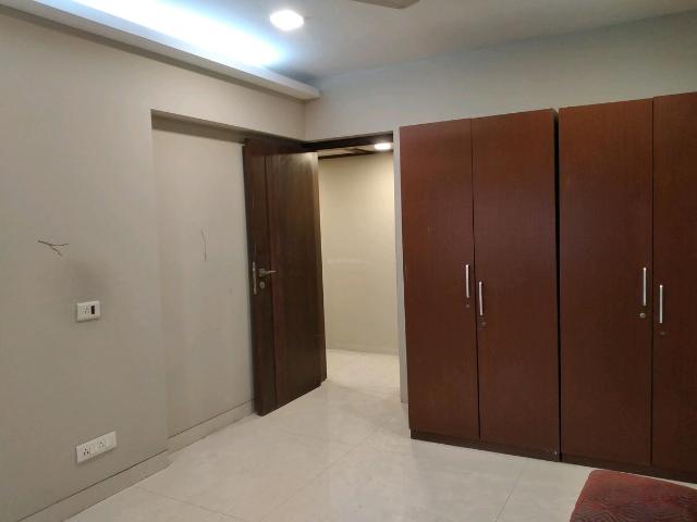 2 BHK Apartment in Bandra East for rent Mumbai. The reference number is 18204495