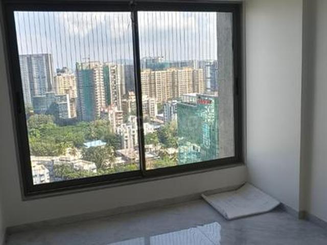 2 BHK Apartment in Bandra East for rent Mumbai. The reference number is 18721372