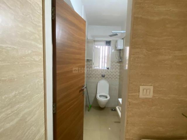 2 BHK Apartment in Bandra East for rent Mumbai. The reference number is 19149187