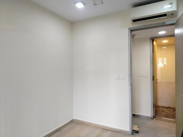 2 BHK Apartment in Bandra East for rent Mumbai. The reference number is 19273481