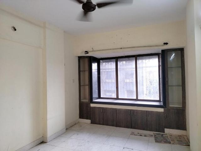 2 BHK Apartment in Bandra East for rent Mumbai. The reference number is 19401331