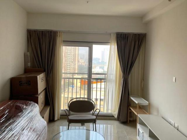 2 BHK Apartment in Bandra East for rent Mumbai. The reference number is 19567564