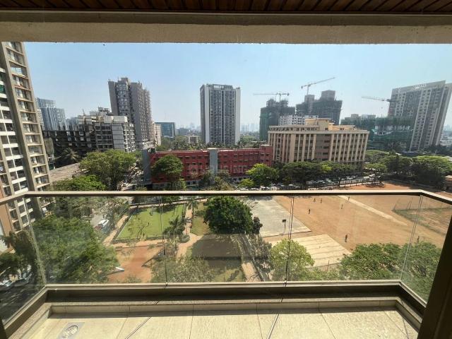 2 BHK Apartment in Bandra East for rent Mumbai. The reference number is 19863100