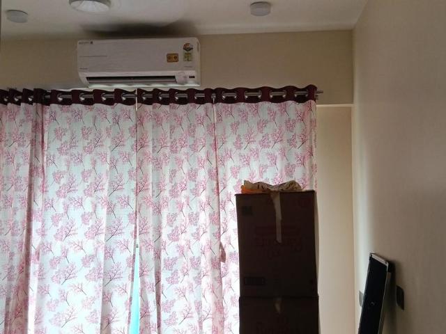 2 BHK Apartment in Bandra East for rent Mumbai. The reference number is 20426282