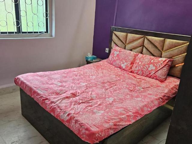 2 BHK Apartment in Bandra East for rent Mumbai. The reference number is 20713656