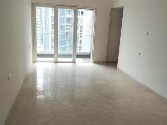 2 BHK Apartment in Bandra East for rent Mumbai. The reference number is 20727610