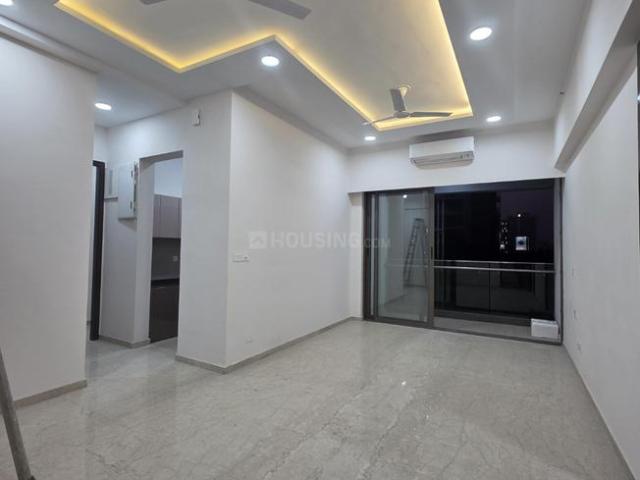 2 BHK Apartment in Bandra East for rent Mumbai. The reference number is 20720748