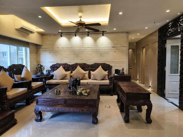 2 BHK Apartment in Bandra East for resale Mumbai. The reference number is 15828997