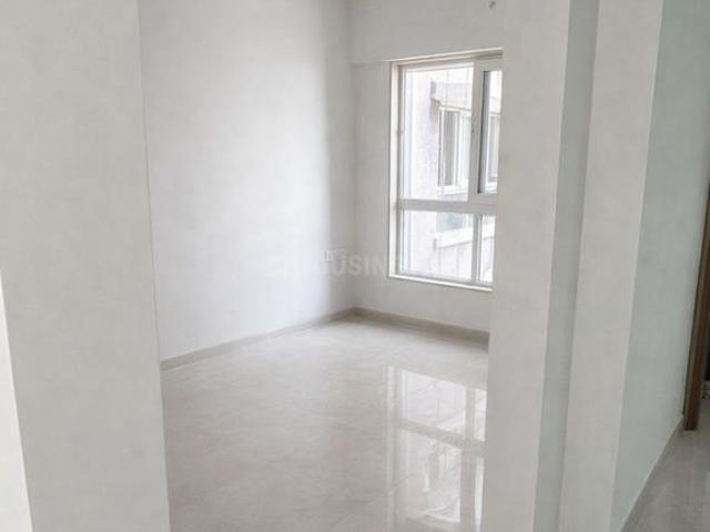 2 BHK Apartment in Bandra East for resale Mumbai. The reference number is 19446355