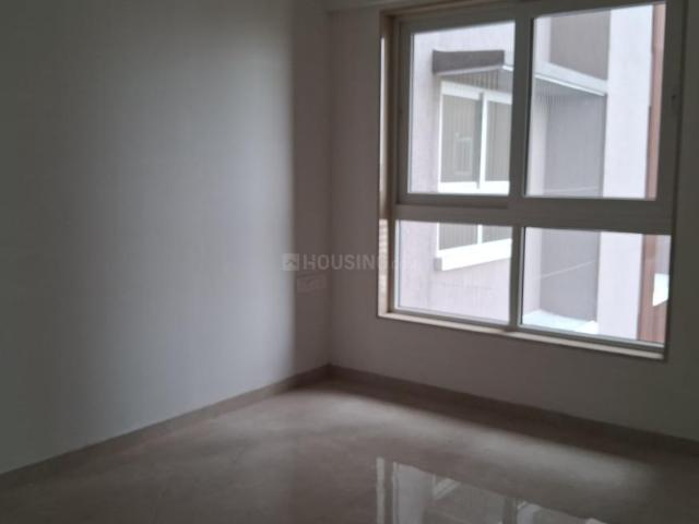 2 BHK Apartment in Bandra East for resale Mumbai. The reference number is 20675013