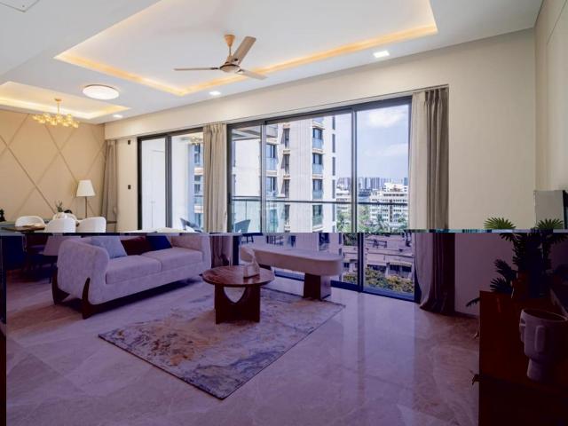2 BHK Apartment in Bandra East for resale Mumbai. The reference number is 20703487