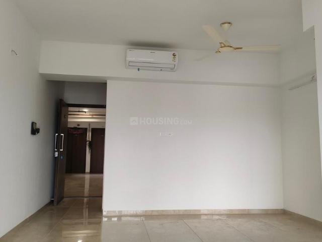 2 BHK Apartment in Bandra East for resale Mumbai. The reference number is 20731640