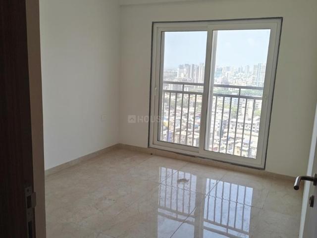 2 BHK Apartment in Bandra East for resale Mumbai. The reference number is 20142603