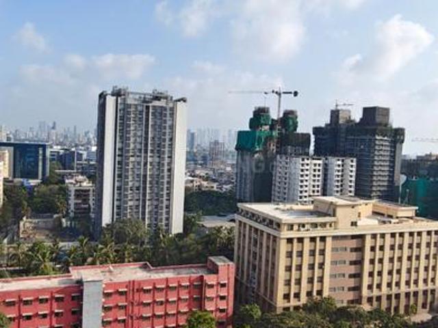 2 BHK Apartment in Bandra East for resale Mumbai. The reference number is 20211365