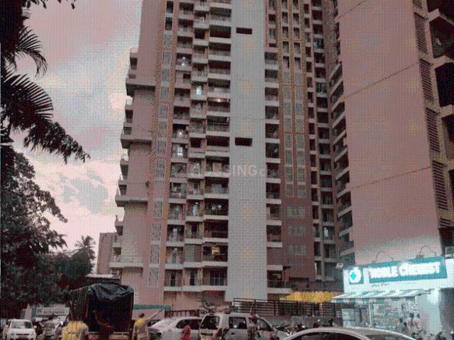 2 BHK Apartment in Bandra East for resale Mumbai. The reference number is 20334561