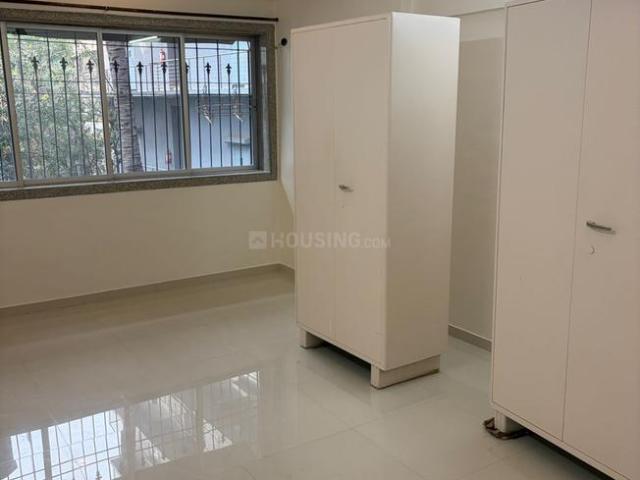 2 BHK Apartment in Bandra West for rent Mumbai. The reference number is 19381494