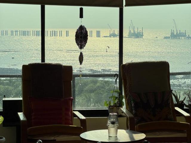 2 BHK Apartment in Bandra West for rent Mumbai. The reference number is 19589408