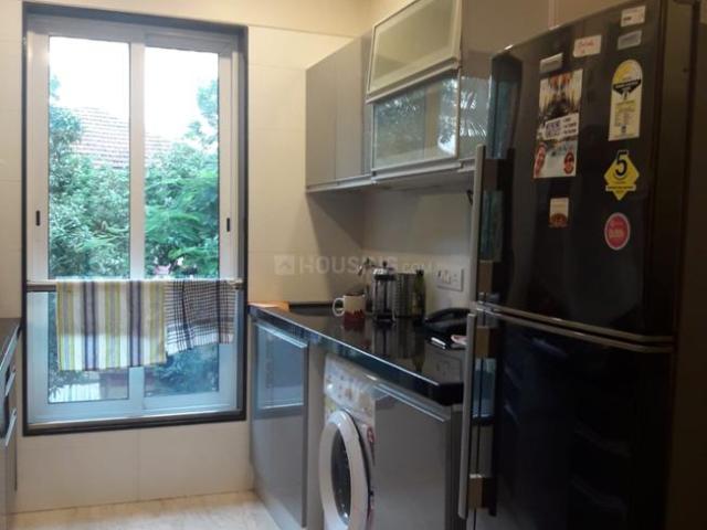 2 BHK Apartment in Bandra West for rent Mumbai. The reference number is 19593902
