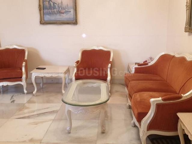 2 BHK Apartment in Bandra West for rent Mumbai. The reference number is 20420017