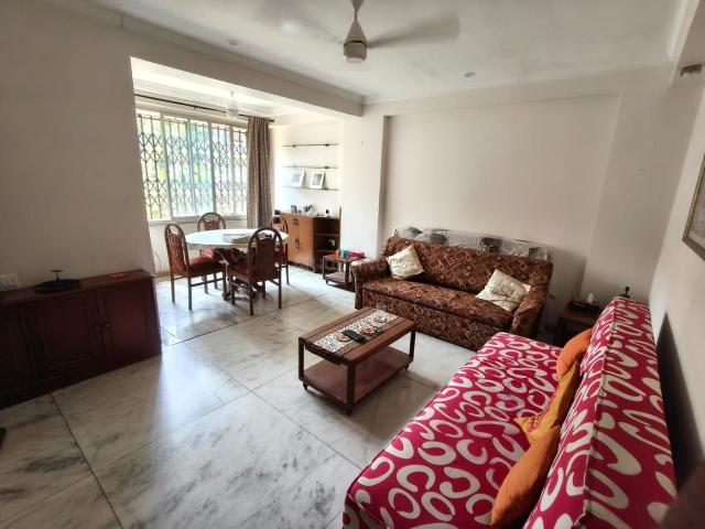 2 BHK Apartment in Bandra West for rent Mumbai. The reference number is 20435516