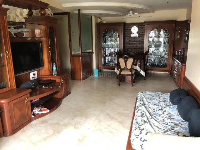 2 BHK Apartment in Bandra West for rent Mumbai. The reference number is 20438115