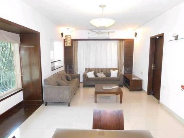 2 BHK Apartment in Bandra West for rent Mumbai. The reference number is 20530774