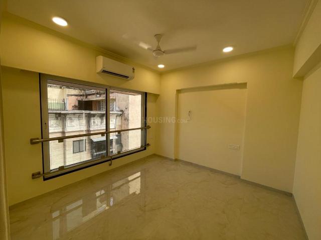 2 BHK Apartment in Bandra West for rent Mumbai. The reference number is 20605907