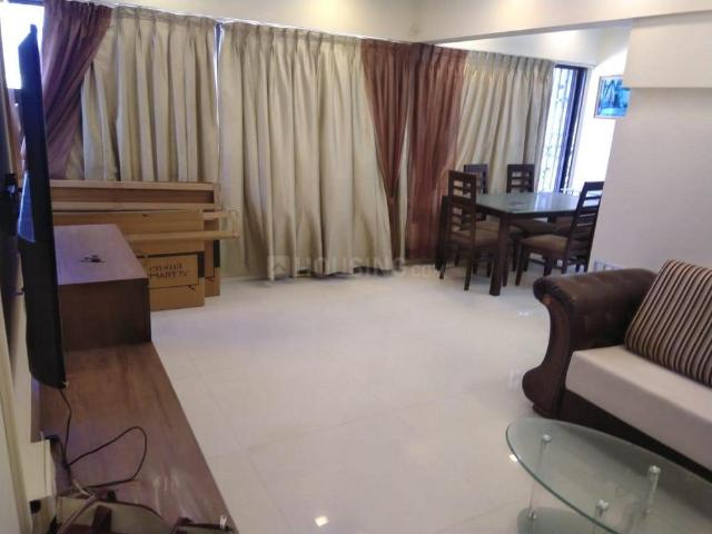 2 BHK Apartment in Bandra West for rent Mumbai. The reference number is 20696282