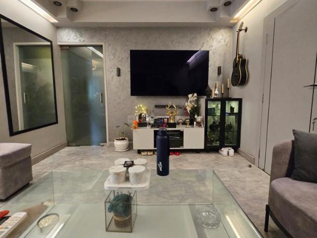 2 BHK Apartment in Bandra West for rent Mumbai. The reference number is 20697283