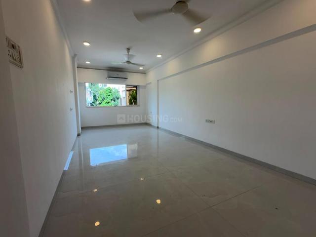 2 BHK Apartment in Bandra West for rent Mumbai. The reference number is 20691781