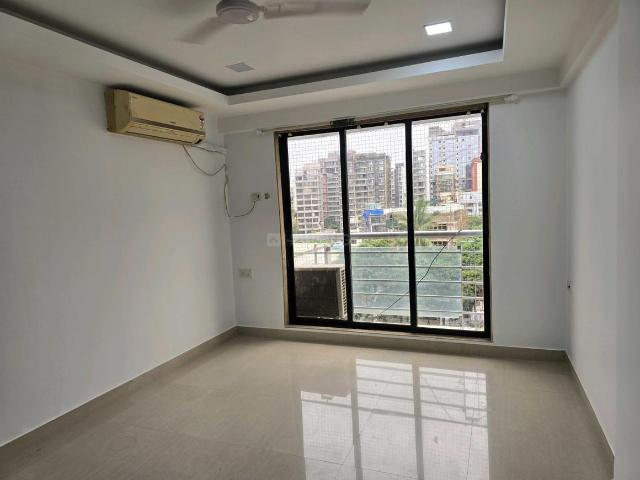 2 BHK Apartment in Bandra West for rent Mumbai. The reference number is 20724943