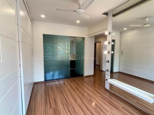 2 BHK Apartment in Bandra West for rent Mumbai. The reference number is 20930466