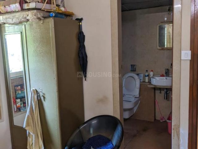 2 BHK Apartment in Bandra West for resale Mumbai South West. The reference number is 17146604