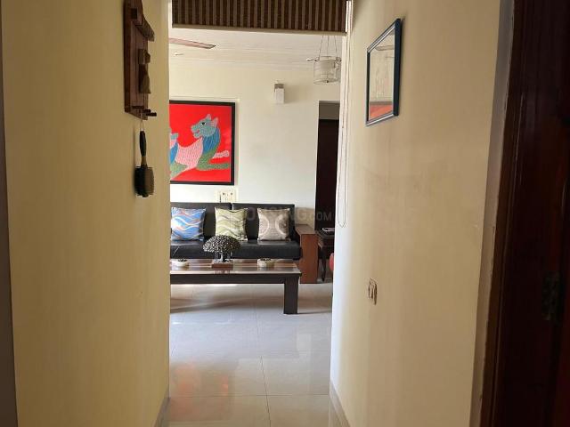 2 BHK Apartment in Bandra West for resale Mumbai. The reference number is 18548388