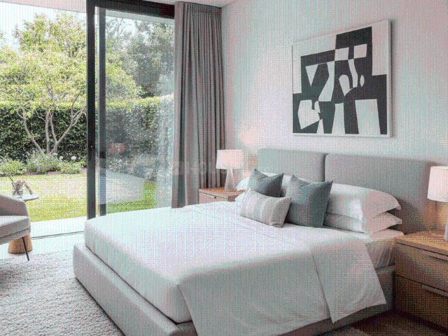 2 BHK Apartment in Bandra West for resale Mumbai. The reference number is 19591246