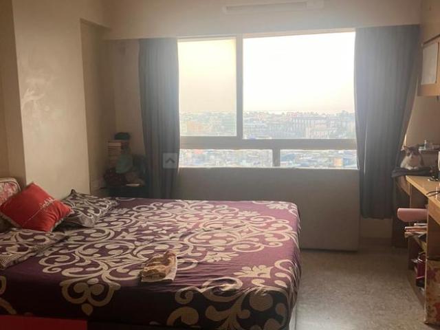 2 BHK Apartment in Bandra West for resale Mumbai. The reference number is 19792036