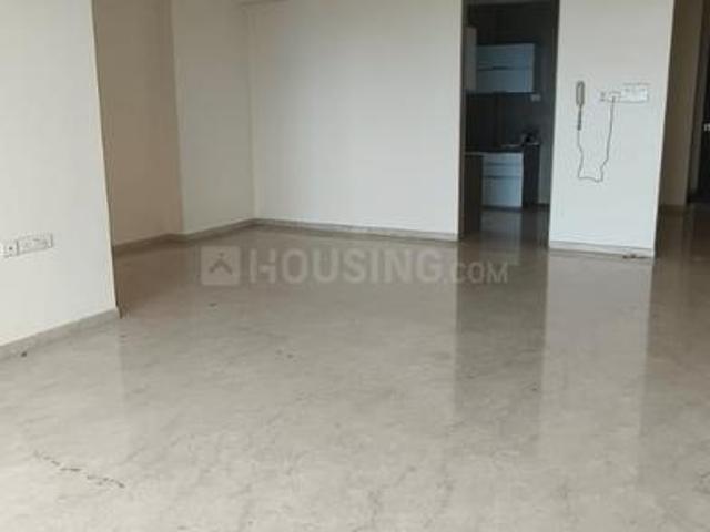 2 BHK Apartment in Bandra West for resale Mumbai. The reference number is 19858686