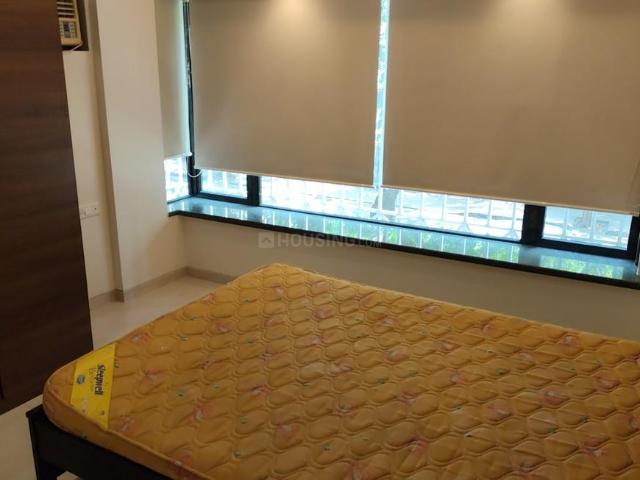 2 BHK Apartment in Bandra West for resale Mumbai. The reference number is 19924028