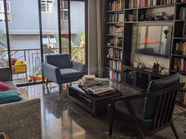 2 BHK Apartment in Bandra West for resale Mumbai. The reference number is 20500983