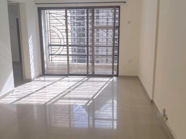 2 BHK Apartment in Bandra West for resale Mumbai. The reference number is 20510144