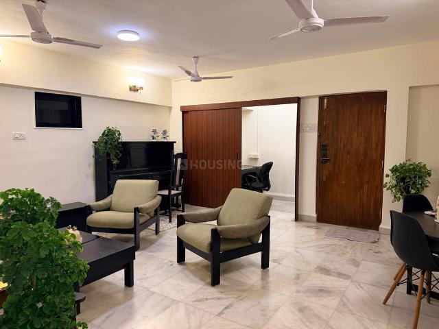 2 BHK Apartment in Bandra West for resale Mumbai. The reference number is 20517487
