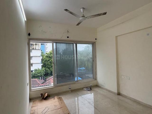2 BHK Apartment in Bandra West for resale Mumbai. The reference number is 20906461