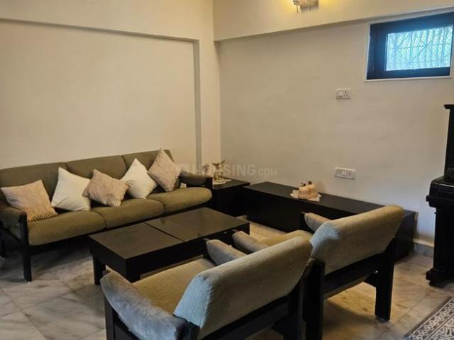 2 BHK Apartment in Bandra West for resale Mumbai. The reference number is 20306139