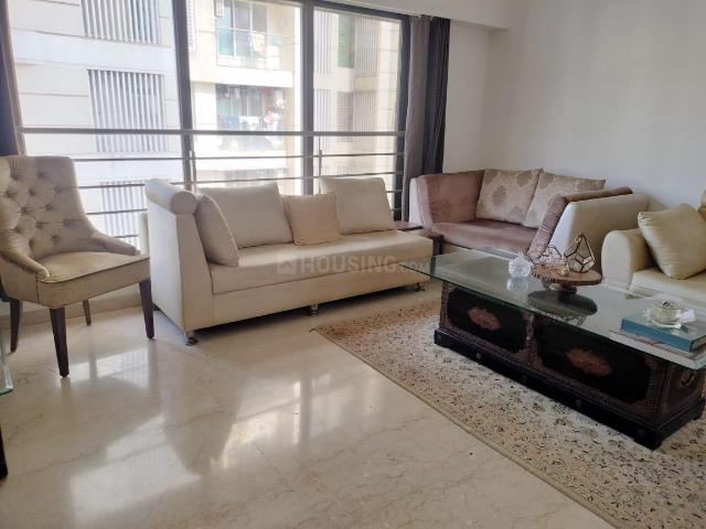 2 BHK Apartment in Bandra West for resale Mumbai. The reference number is 20376446