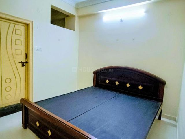 2 BHK Apartment in Banjara Hills for rent Hyderabad. The reference number is 19667824