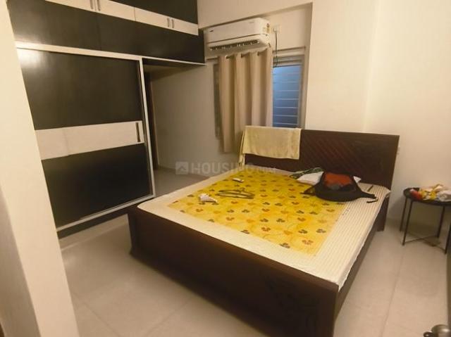 2 BHK Apartment in Banjara Hills for rent Hyderabad. The reference number is 20488070