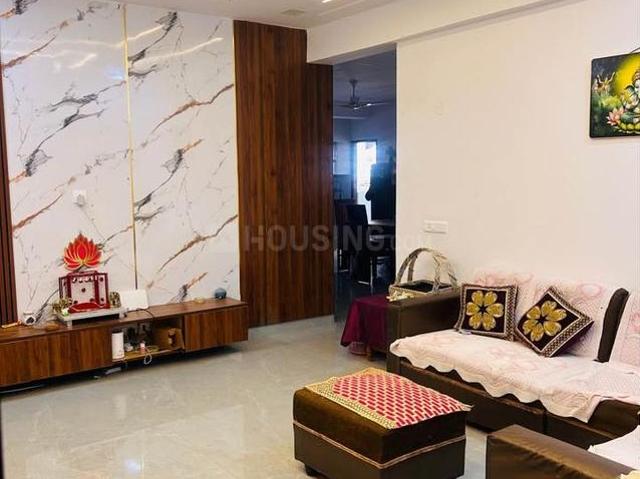 2 BHK Apartment in Banjara Hills for rent Hyderabad. The reference number is 20646461